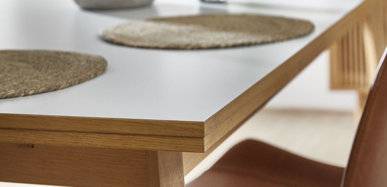 Från stort till smått: Matbord med iläggsskivor