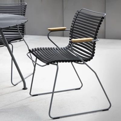 Trädgårdsstol med lameller i svart