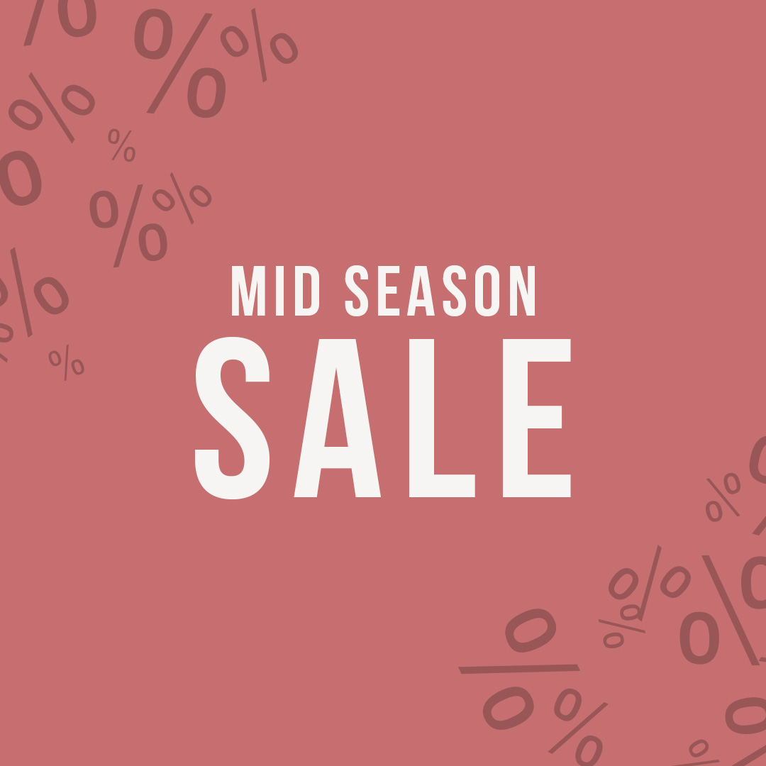 Rosa affisch med texten "Mid Season Sale" och procenttecken i bakgrunden för reaerbjudande.