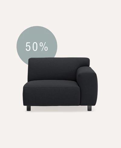 Soffmodul i mörkblått på beige bakgrund