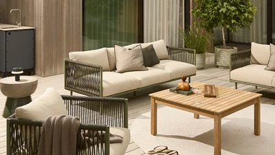 Alle Borde Og Stole (5) Loungemöbler på terrass.