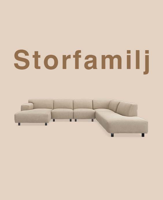 U-formad modulsoffa mot beige bakgrund.