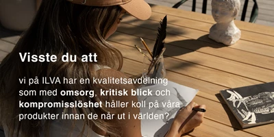 SE 2 1535X768 Kvinna som skriver