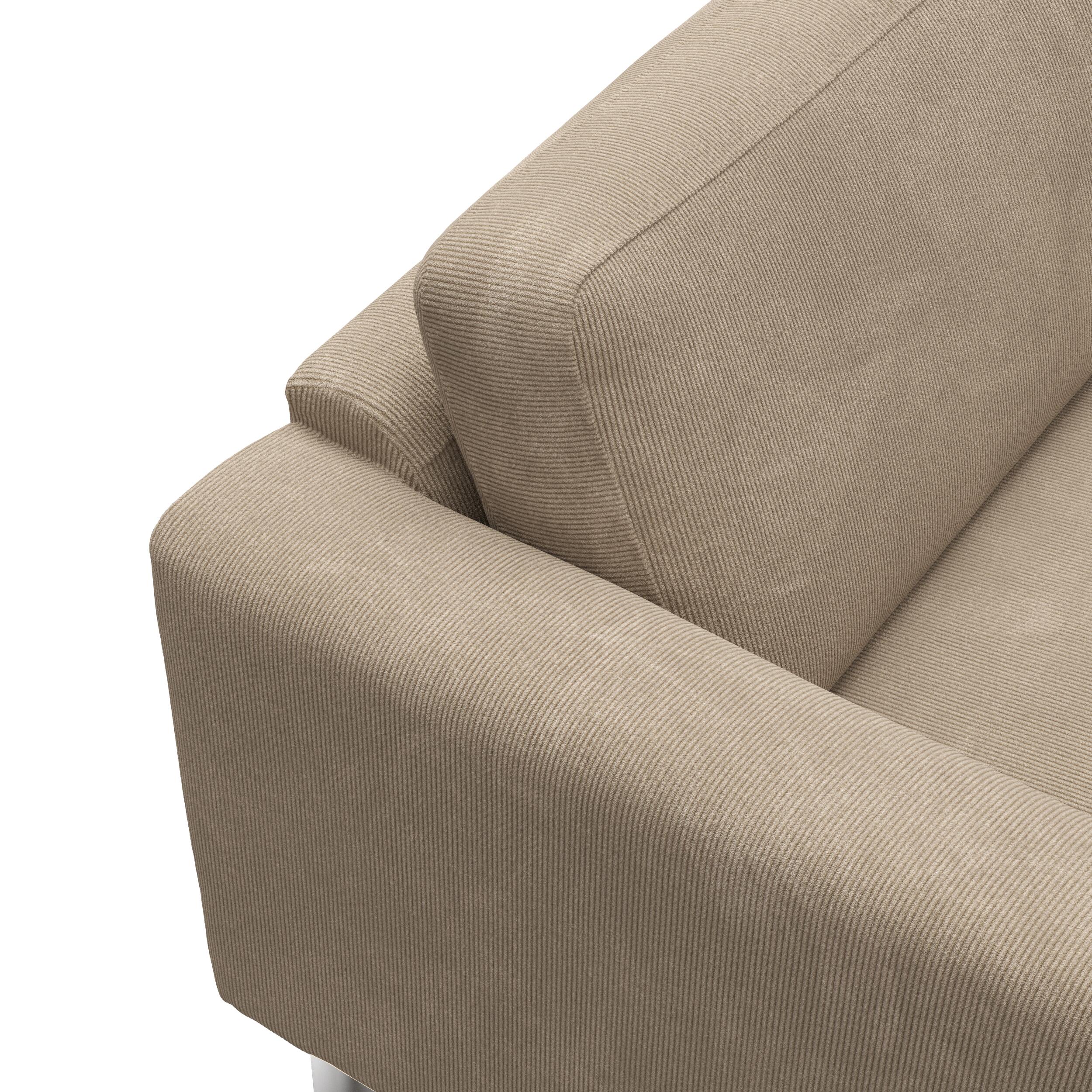 Cleveland 2 sits Soffa 