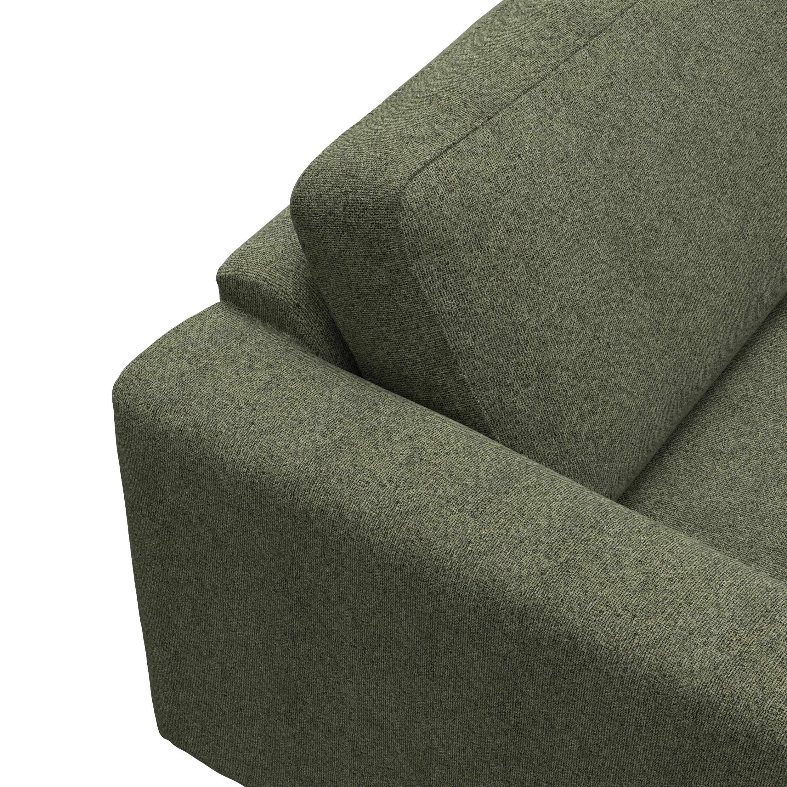 Cleveland 3 sits Soffa 