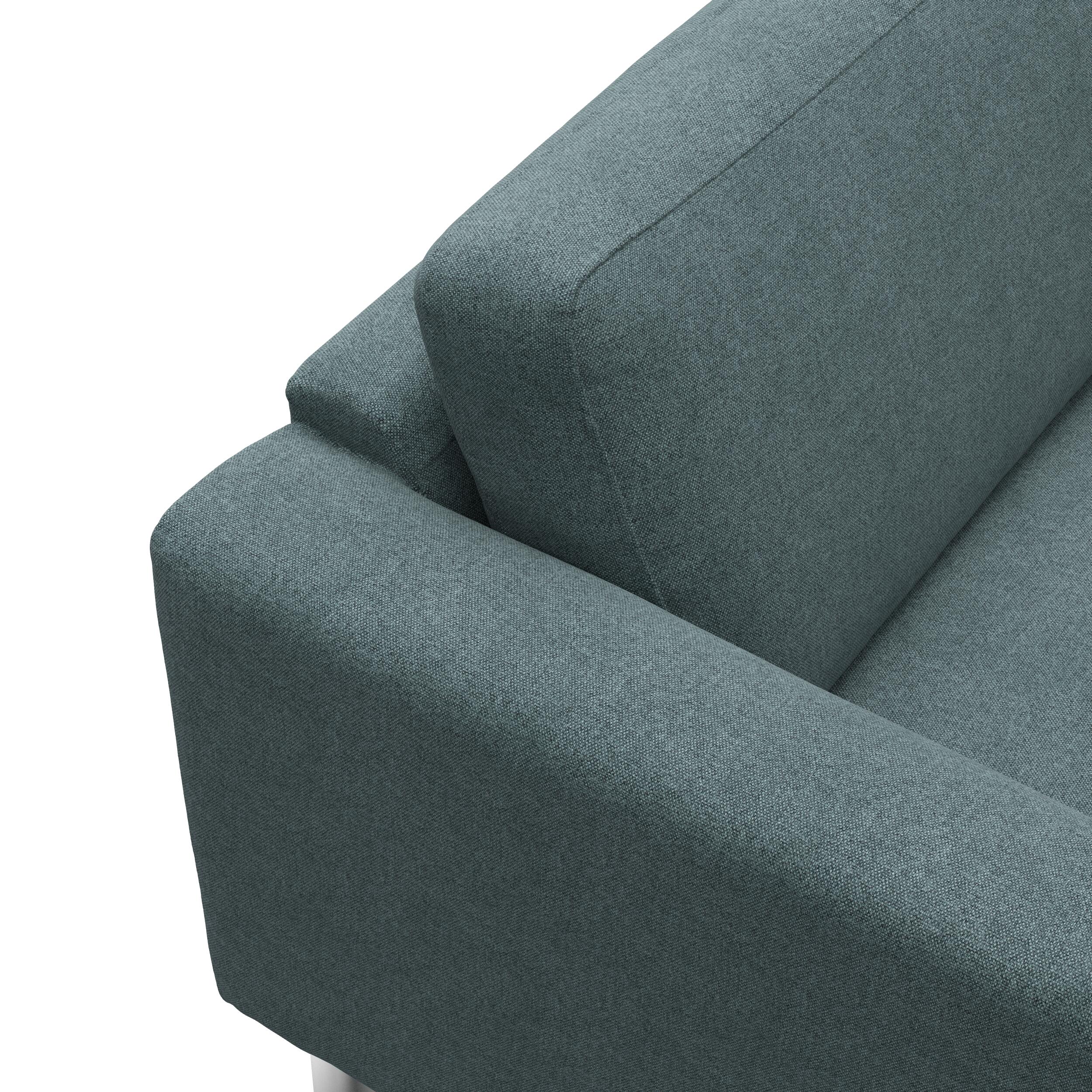 Cleveland 2 sits Soffa 