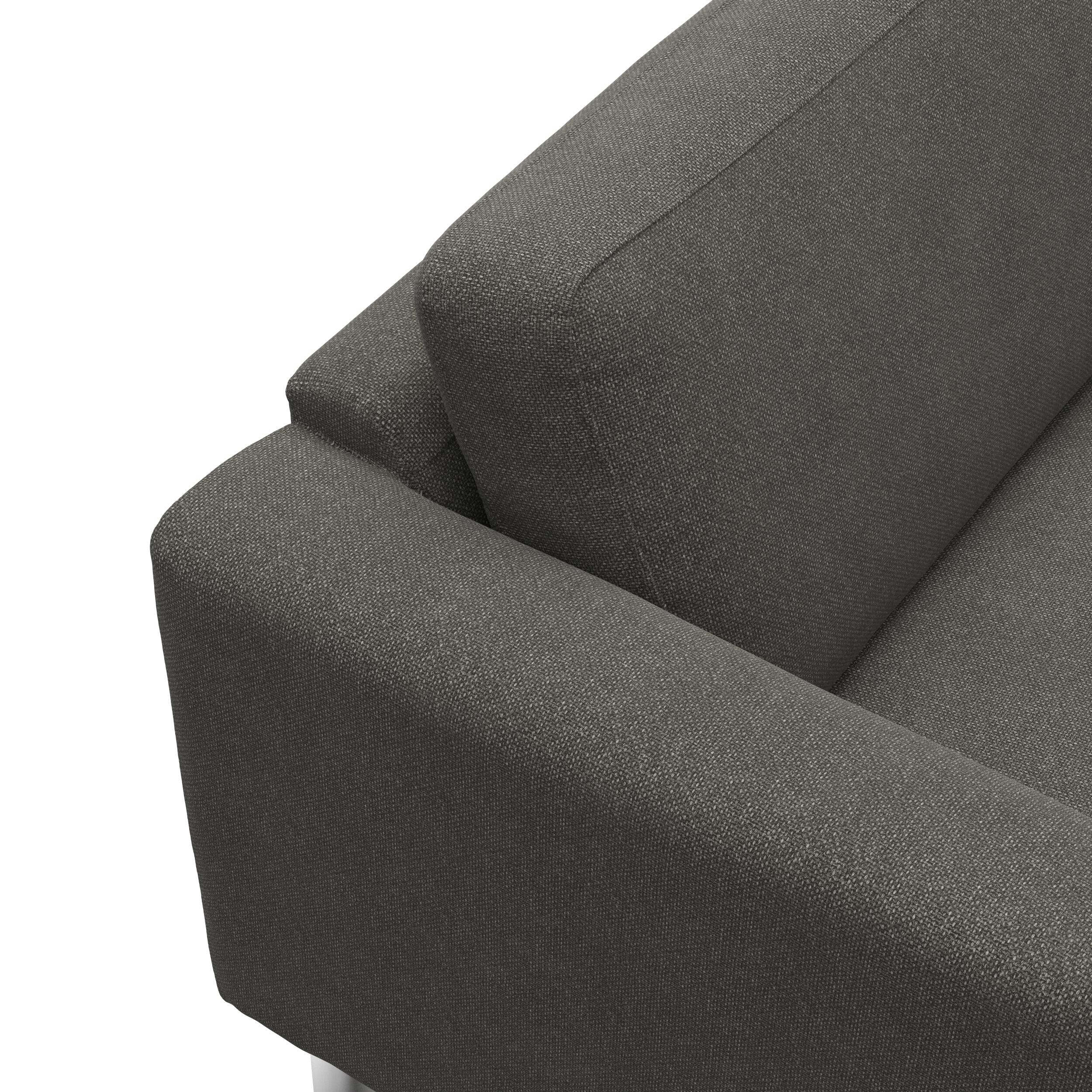 Cleveland 2 sits Soffa 