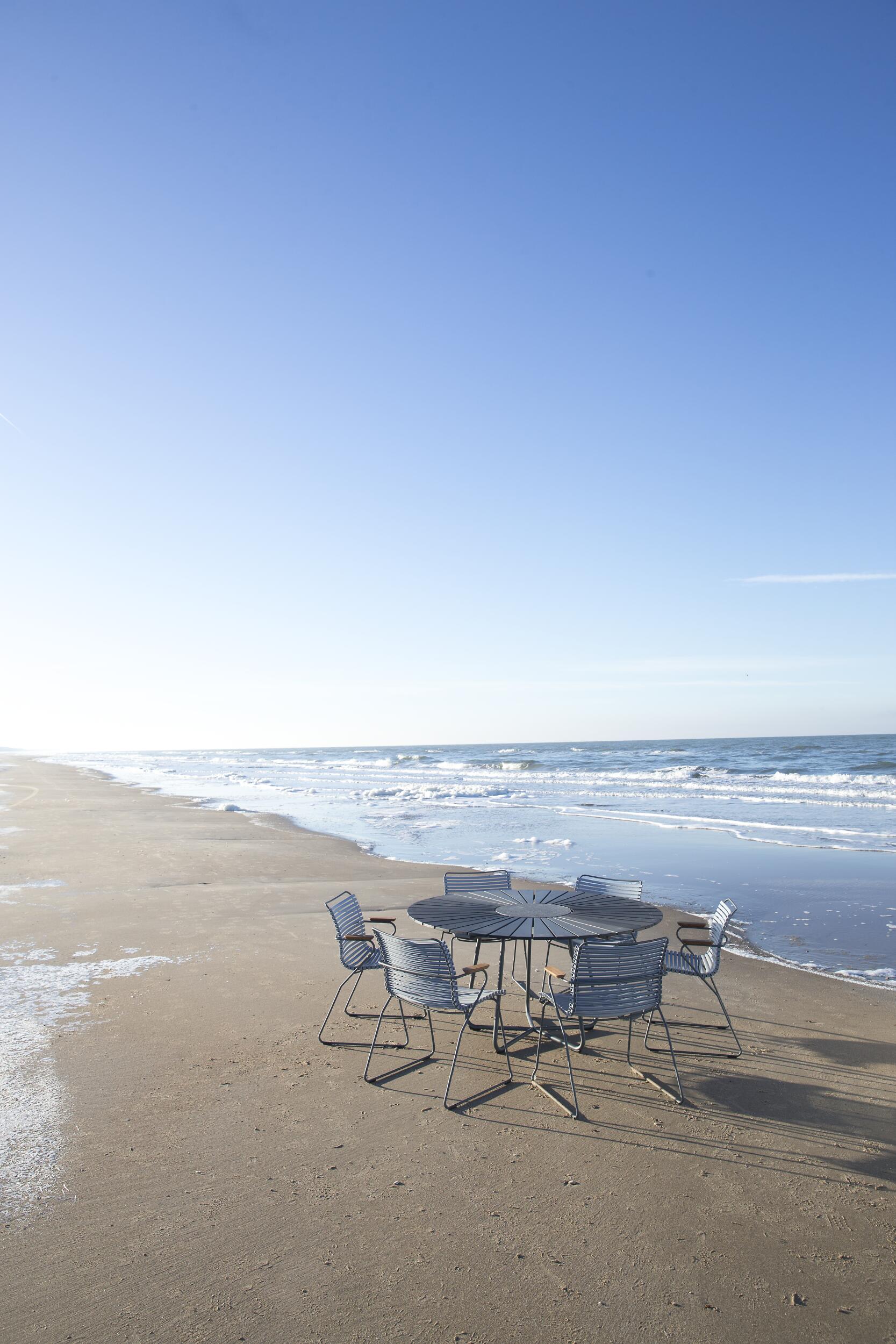 Circle Trädgårdsbord 150 x 74,5 cm 