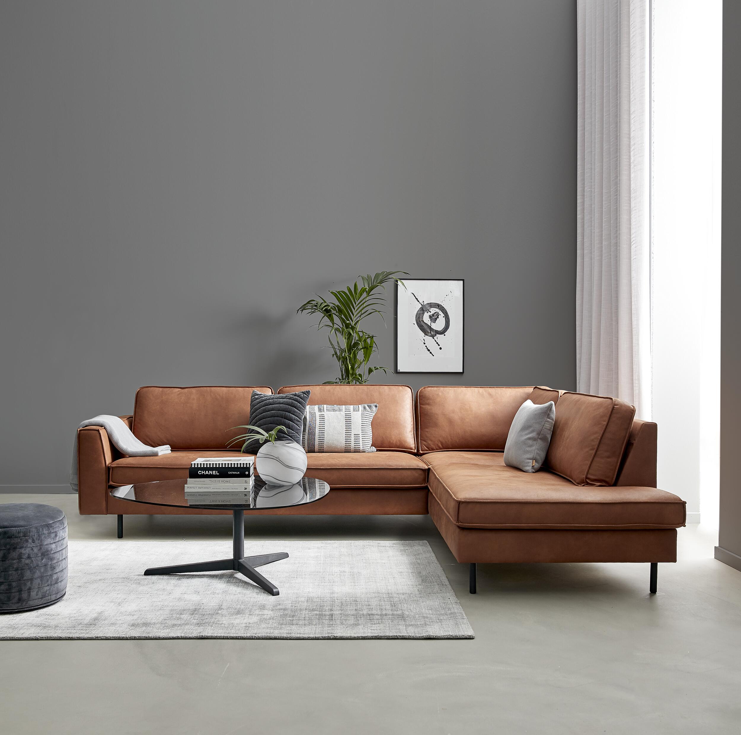 Scott högervänd hörnsoffa med puffavslutning 