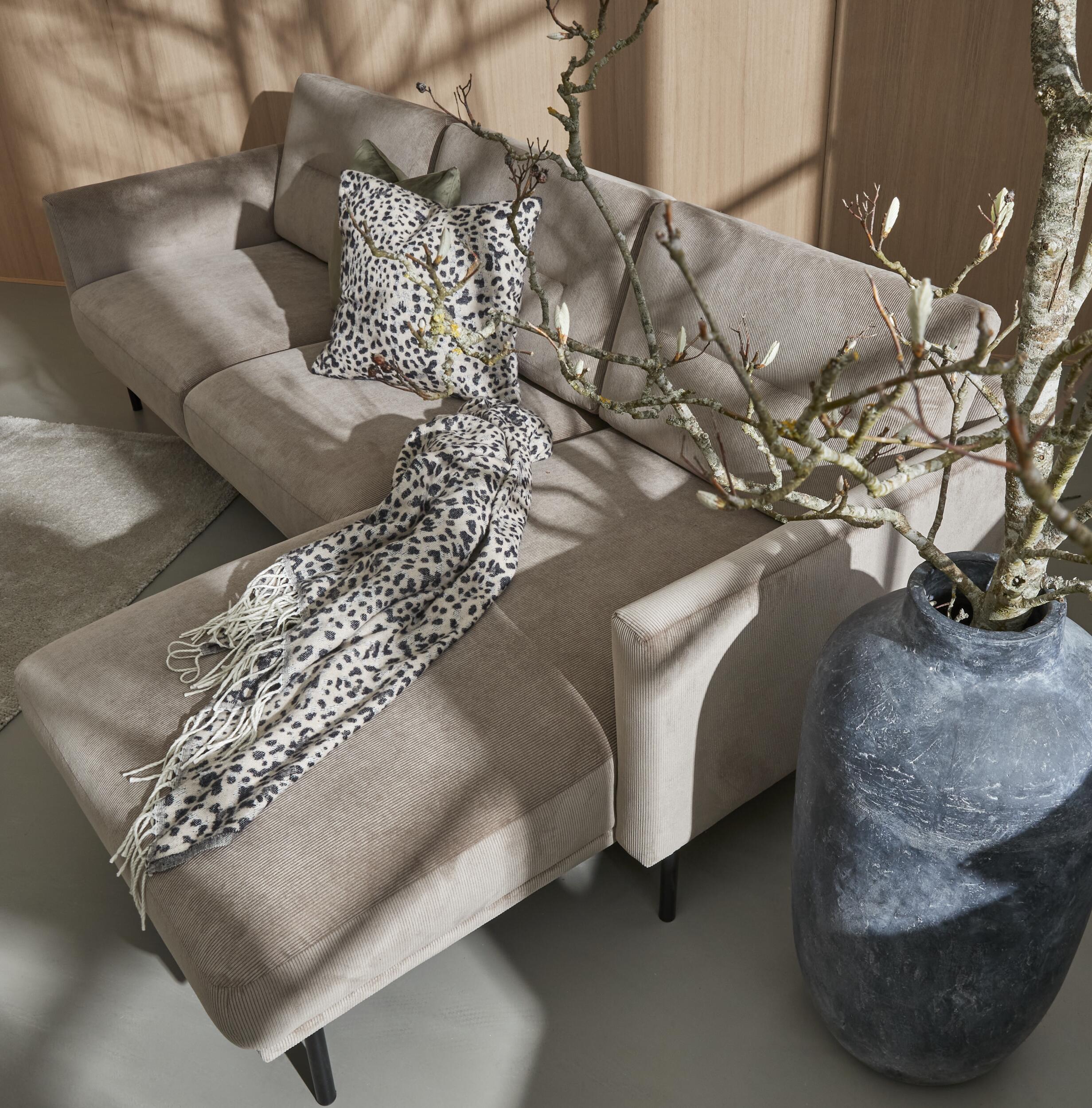 Larvik högervänd soffa med schäslong 