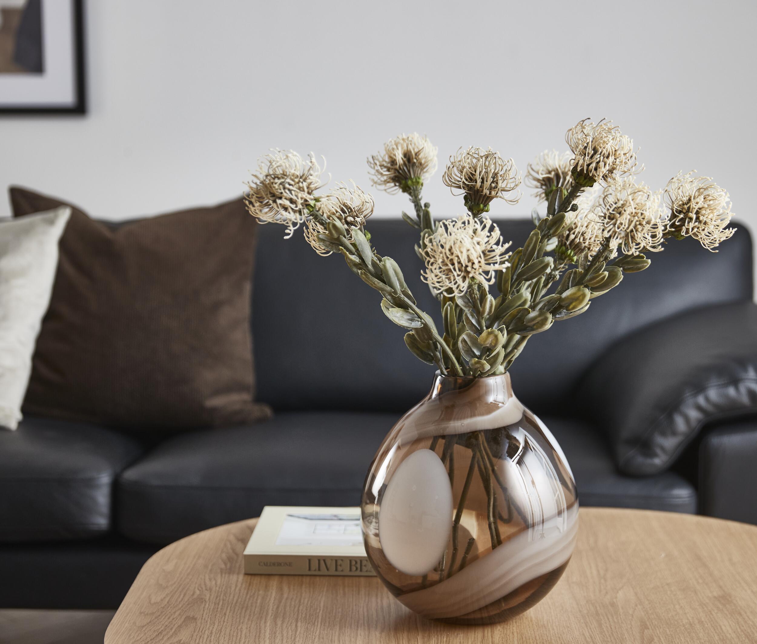 Thera vas 27 x 25 cm 