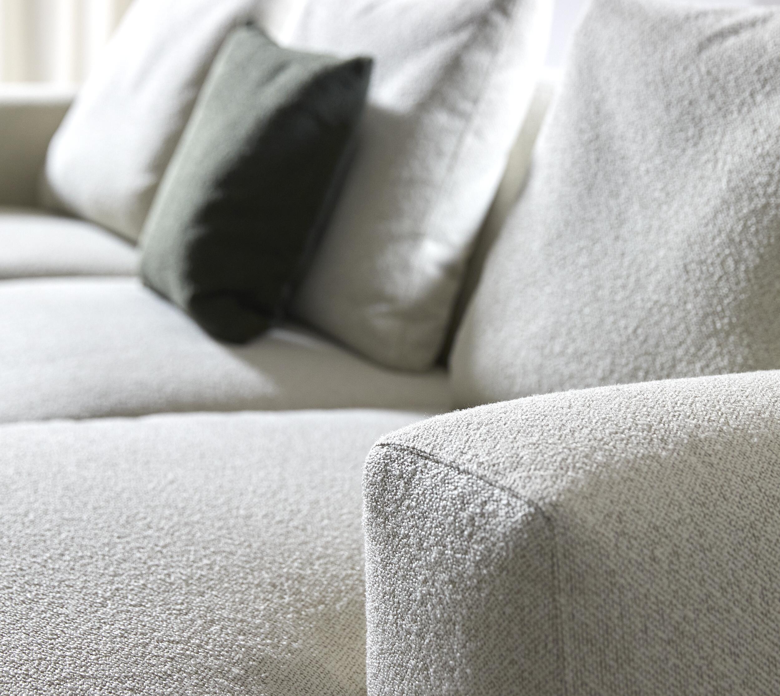 Siena högervänd soffa med schäslong 