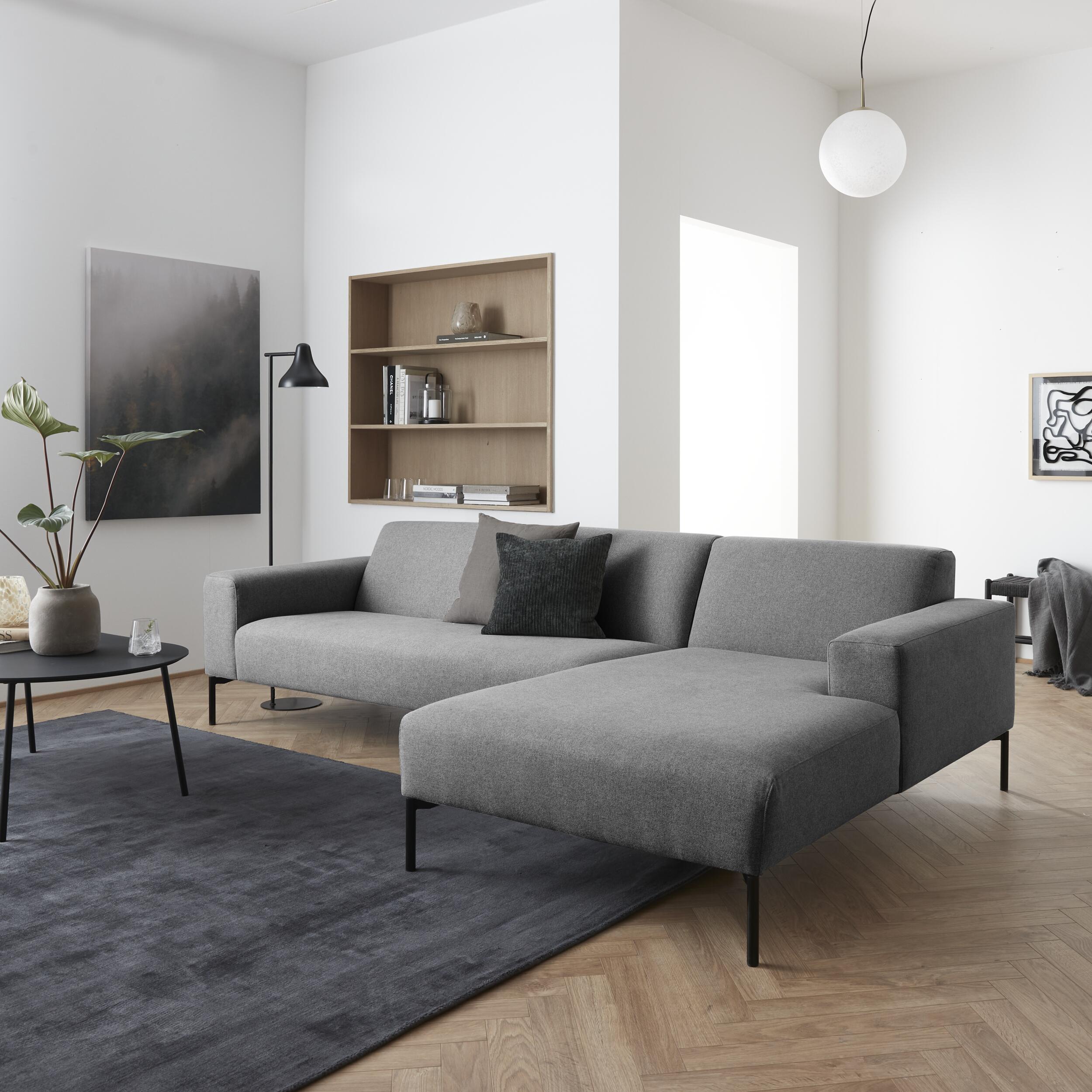 Franklin högervänd soffa med schäslong 