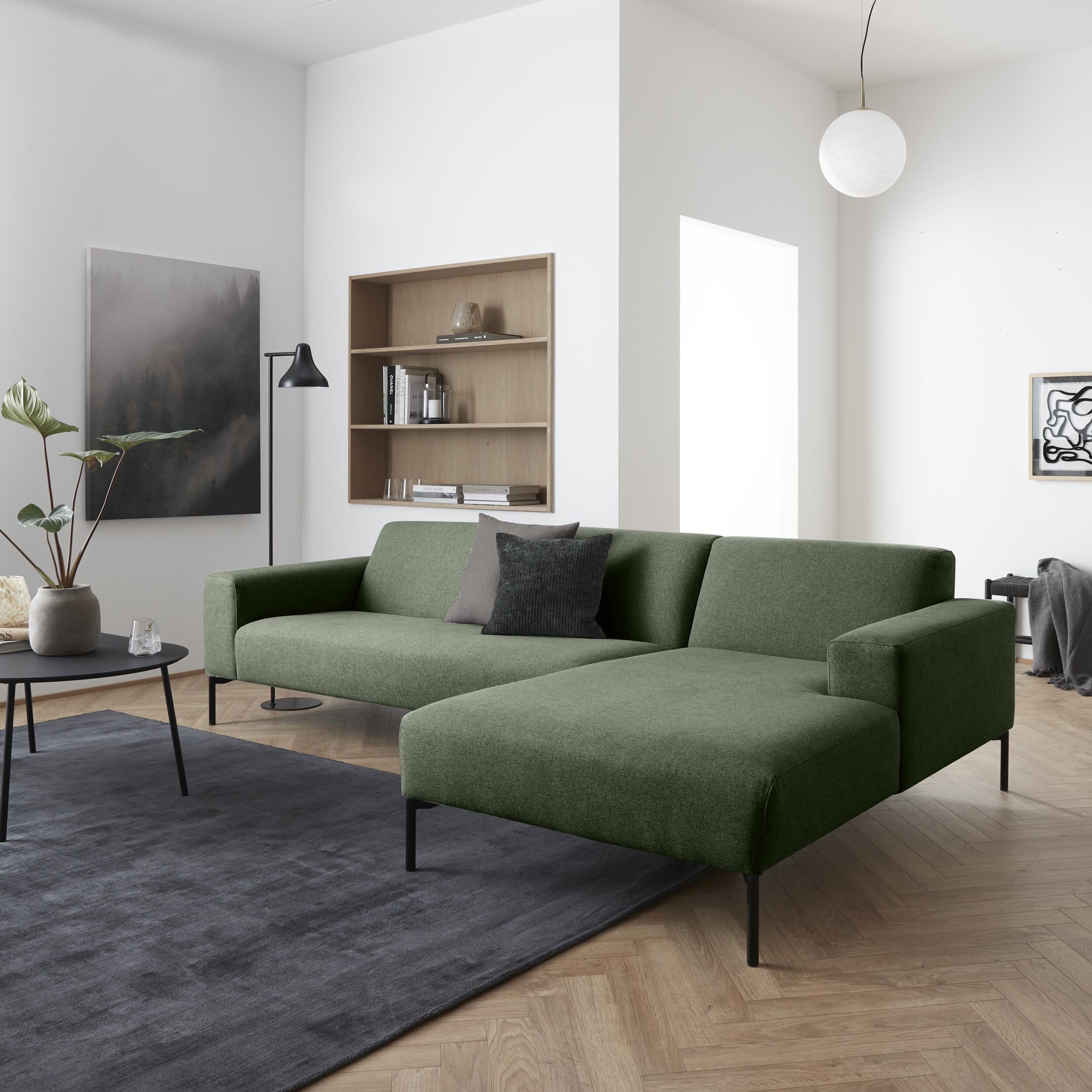 Franklin högervänd soffa med schäslong 