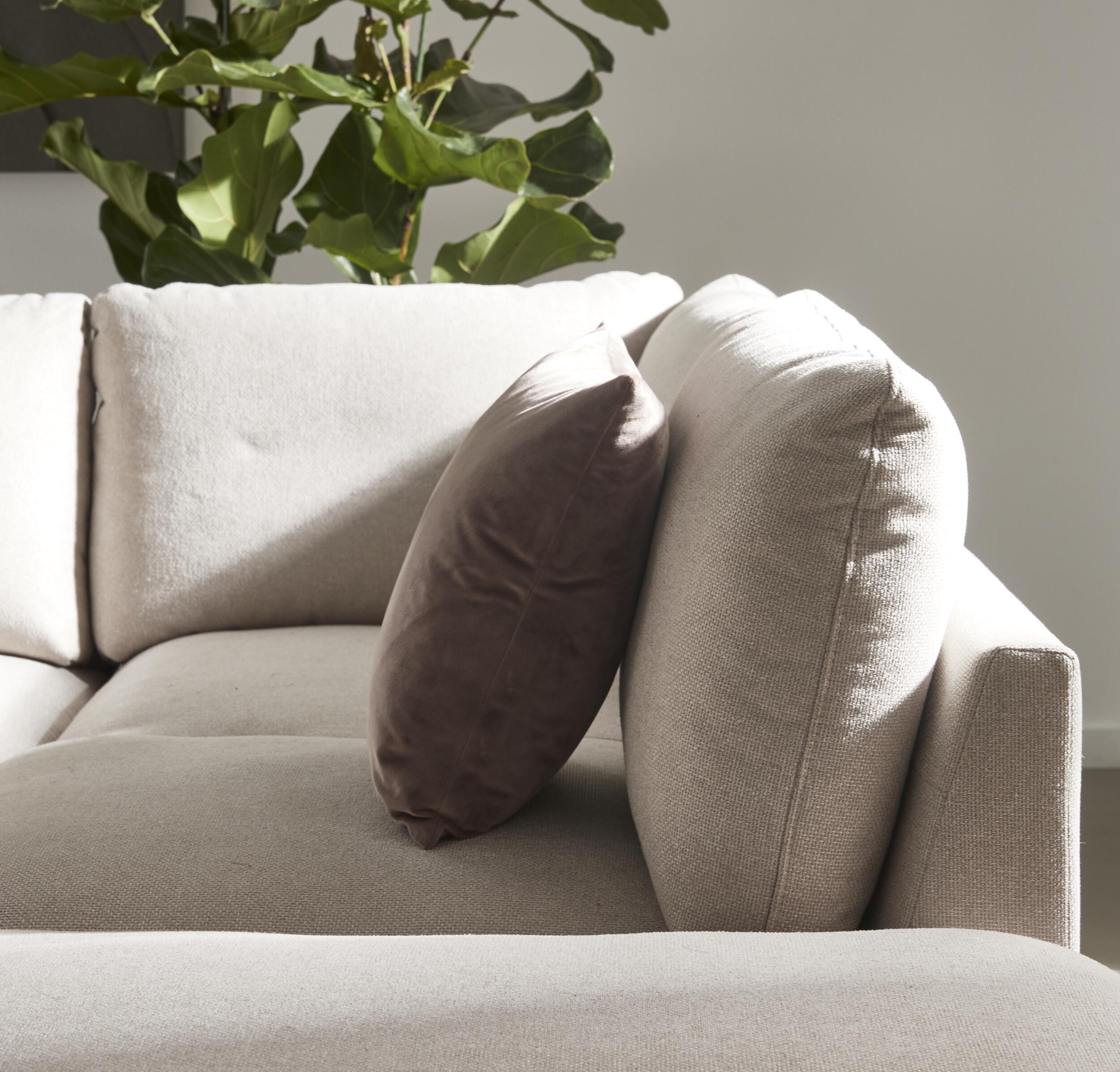 Bjorn högervänd soffa med divan 