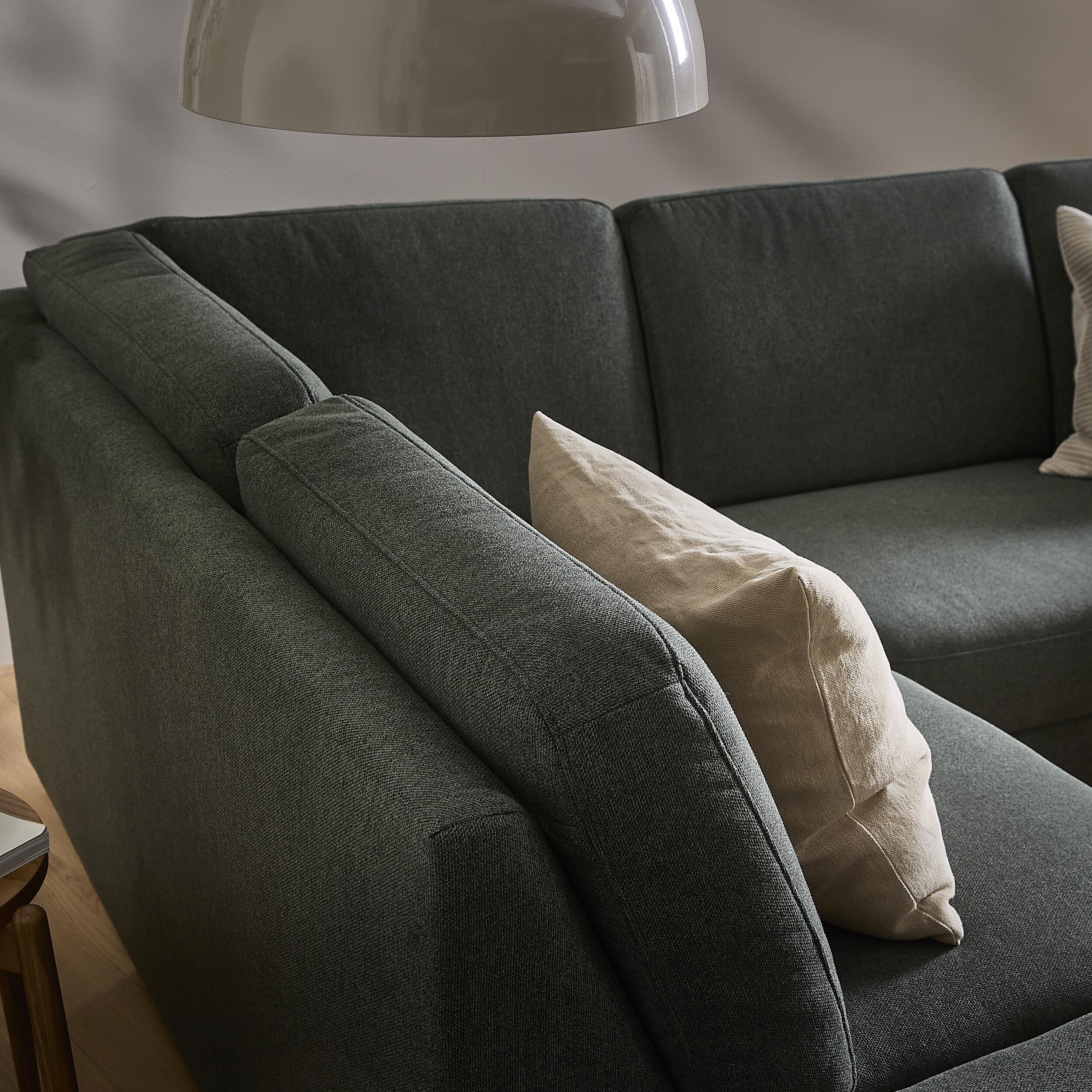 Molino högervänd hörnsoffa med schäslong 