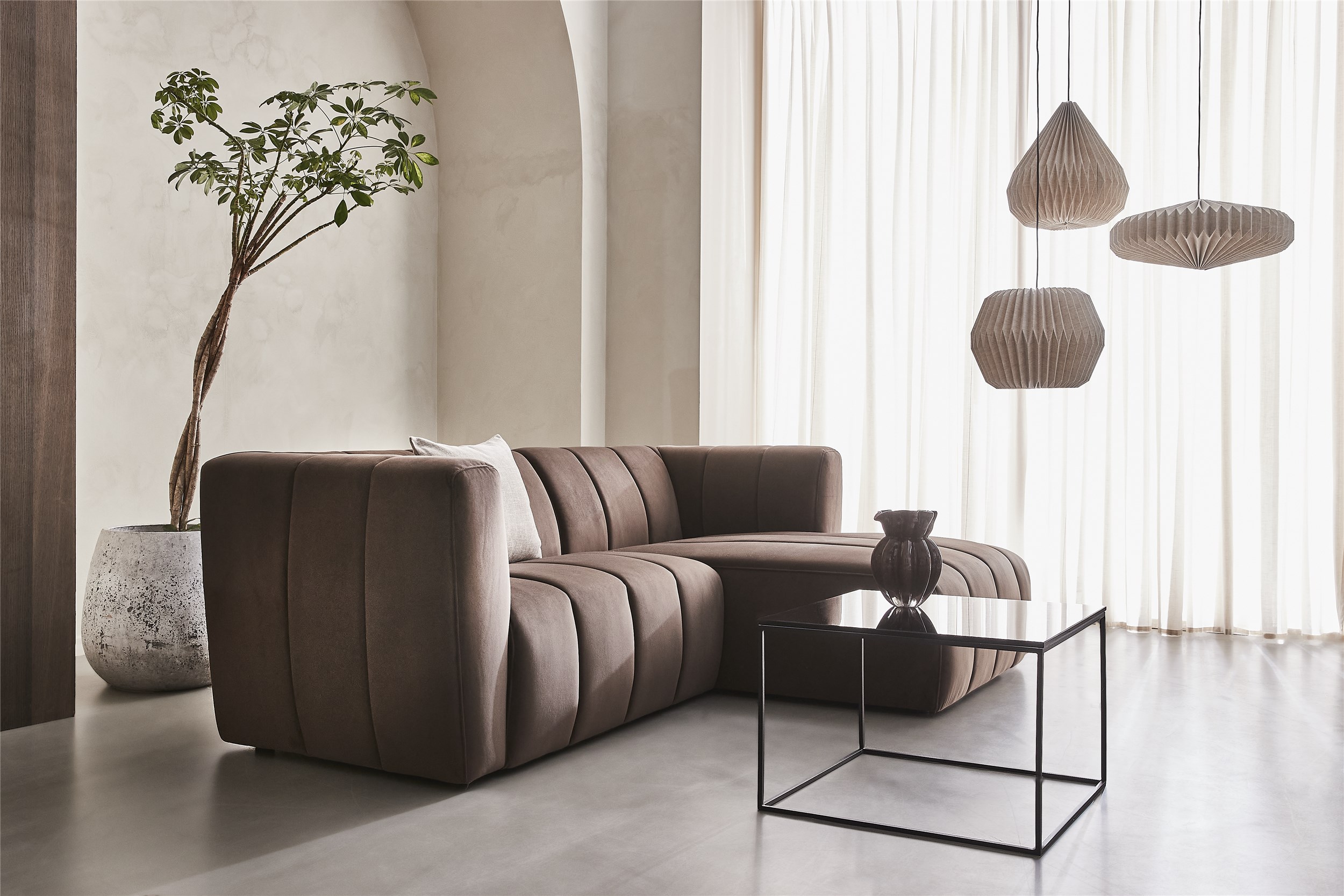 Ingvi högervänd soffa med schäslong 