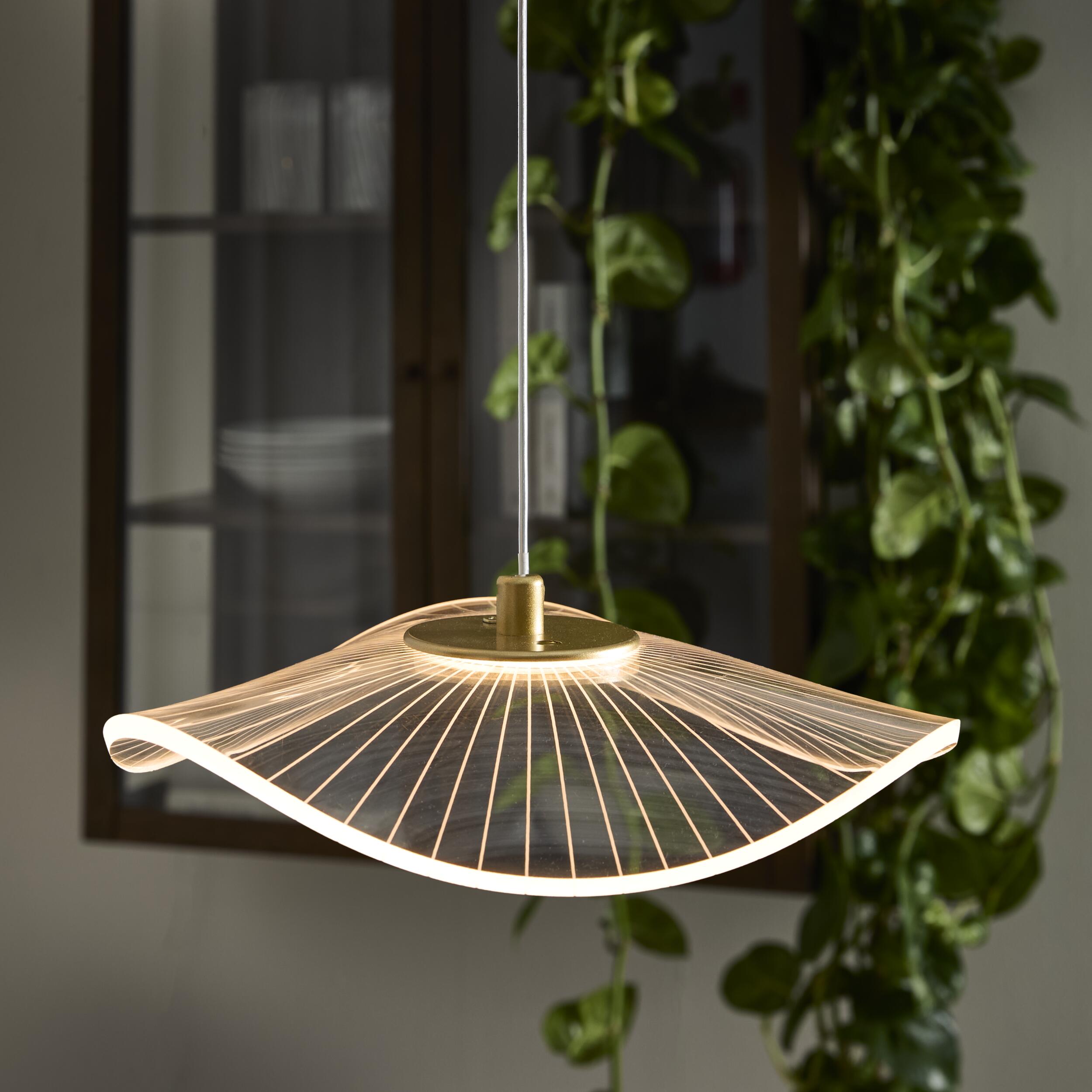 Curtsy pendellampa (liten) 6 x 24 cm 