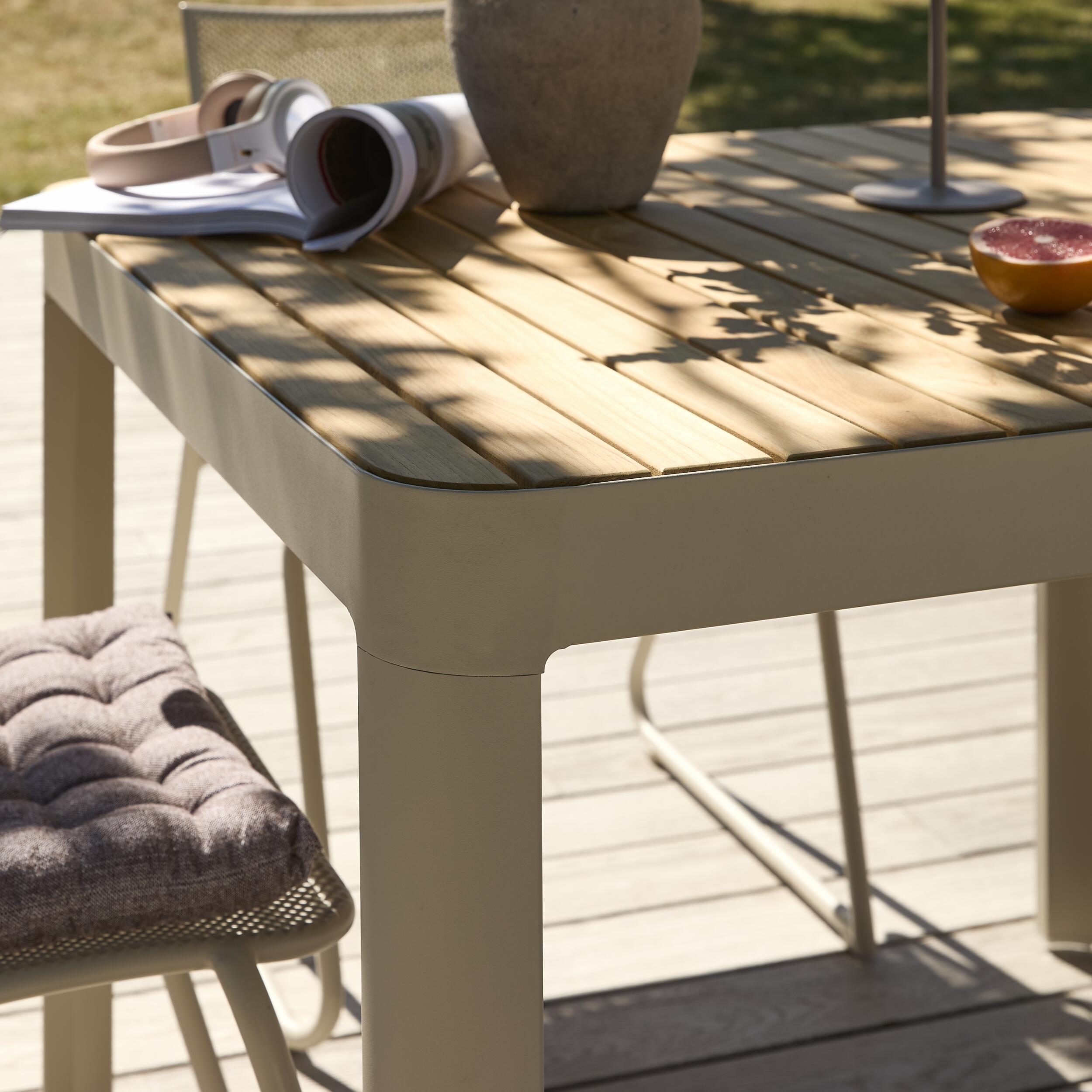 Solhavn Trädgårdsbord 95 x 95 x 74 cm 