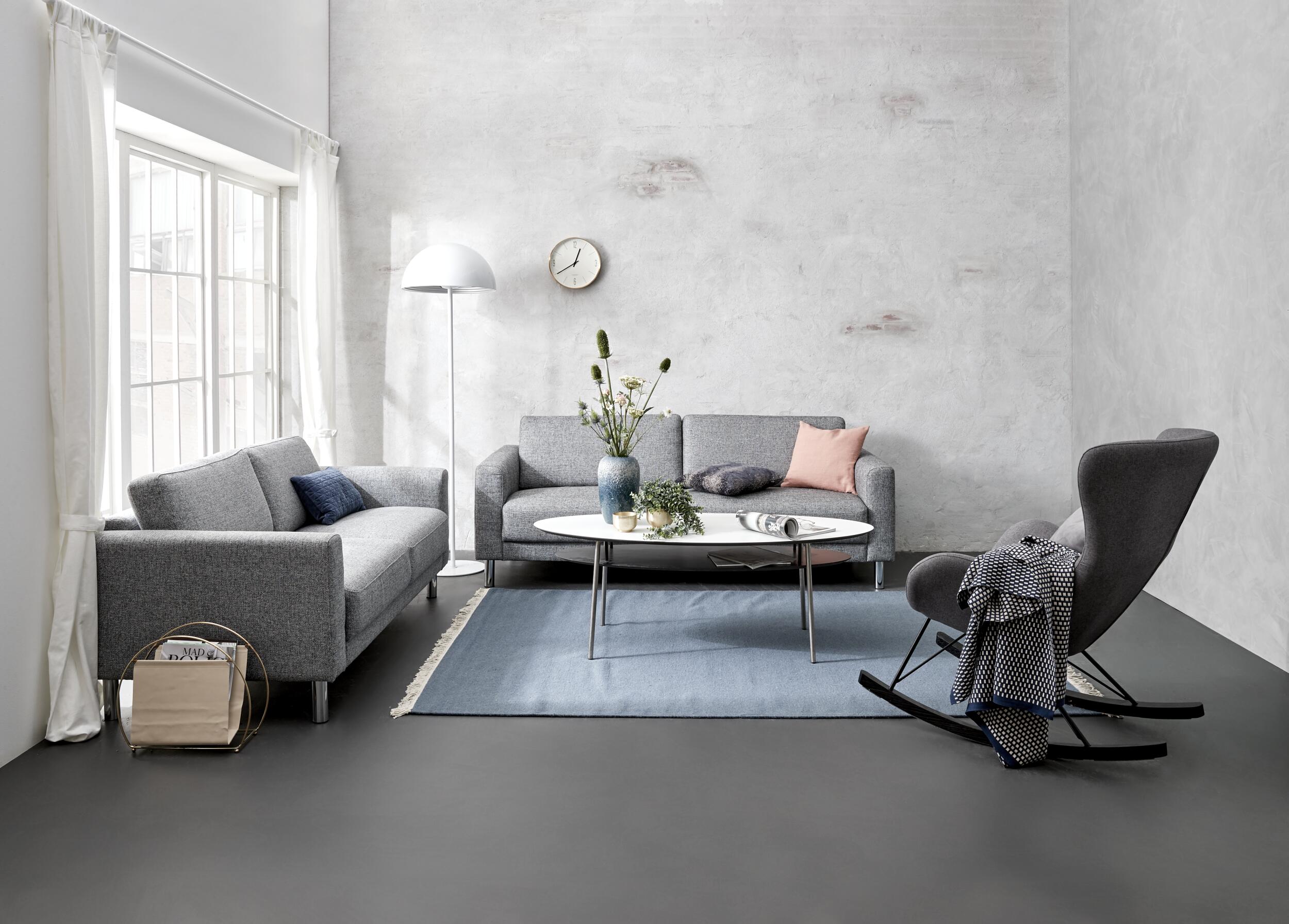 Cleveland 3 sits Soffa 