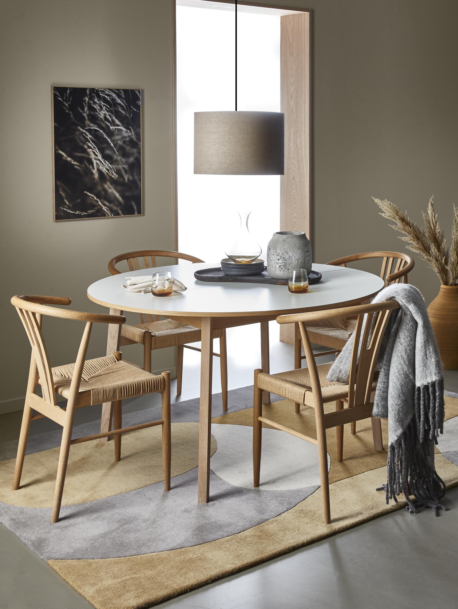 Besalu Matbord 130 x 76 cm 