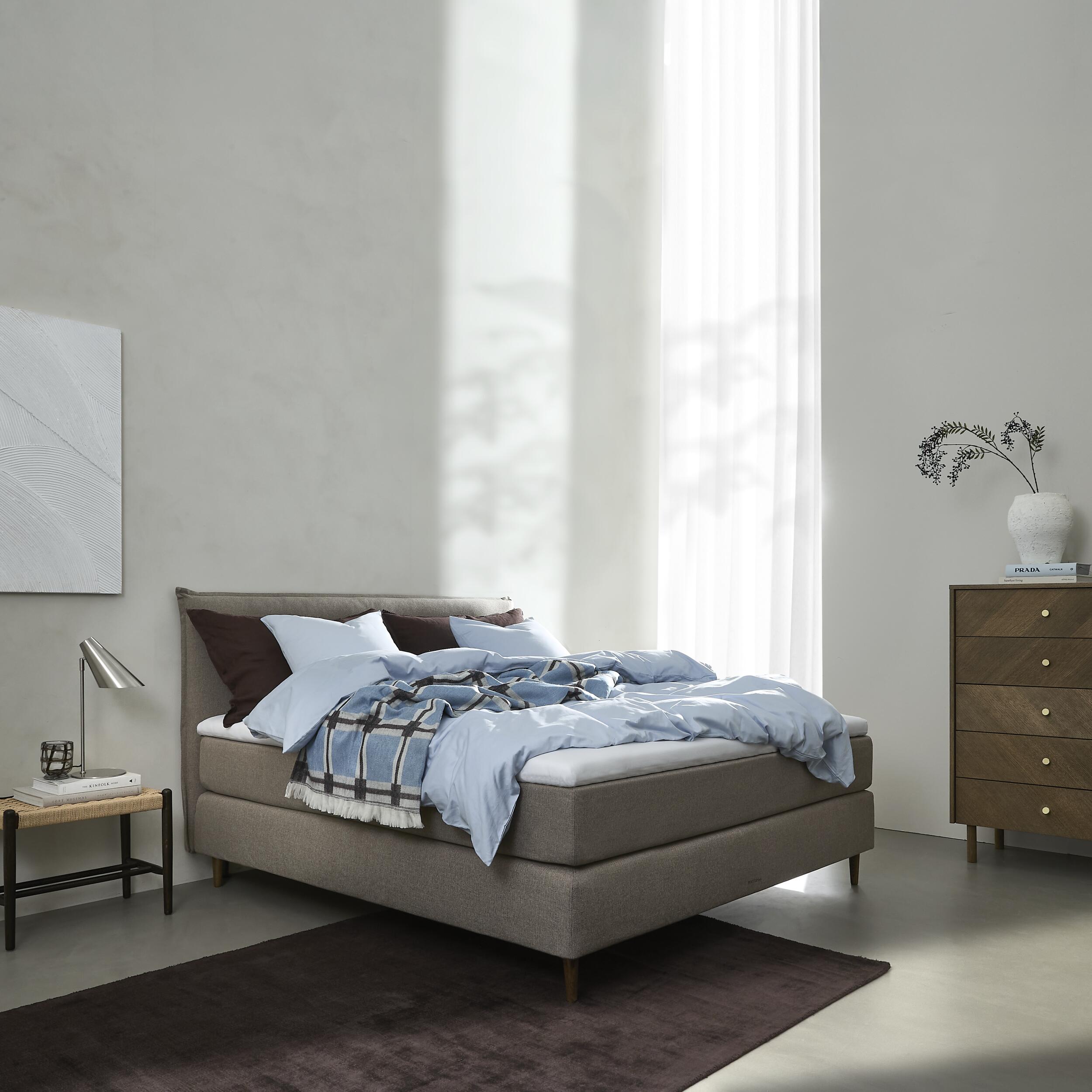 Nocturne Elegant kontinentalsäng 160 x 200 cm 