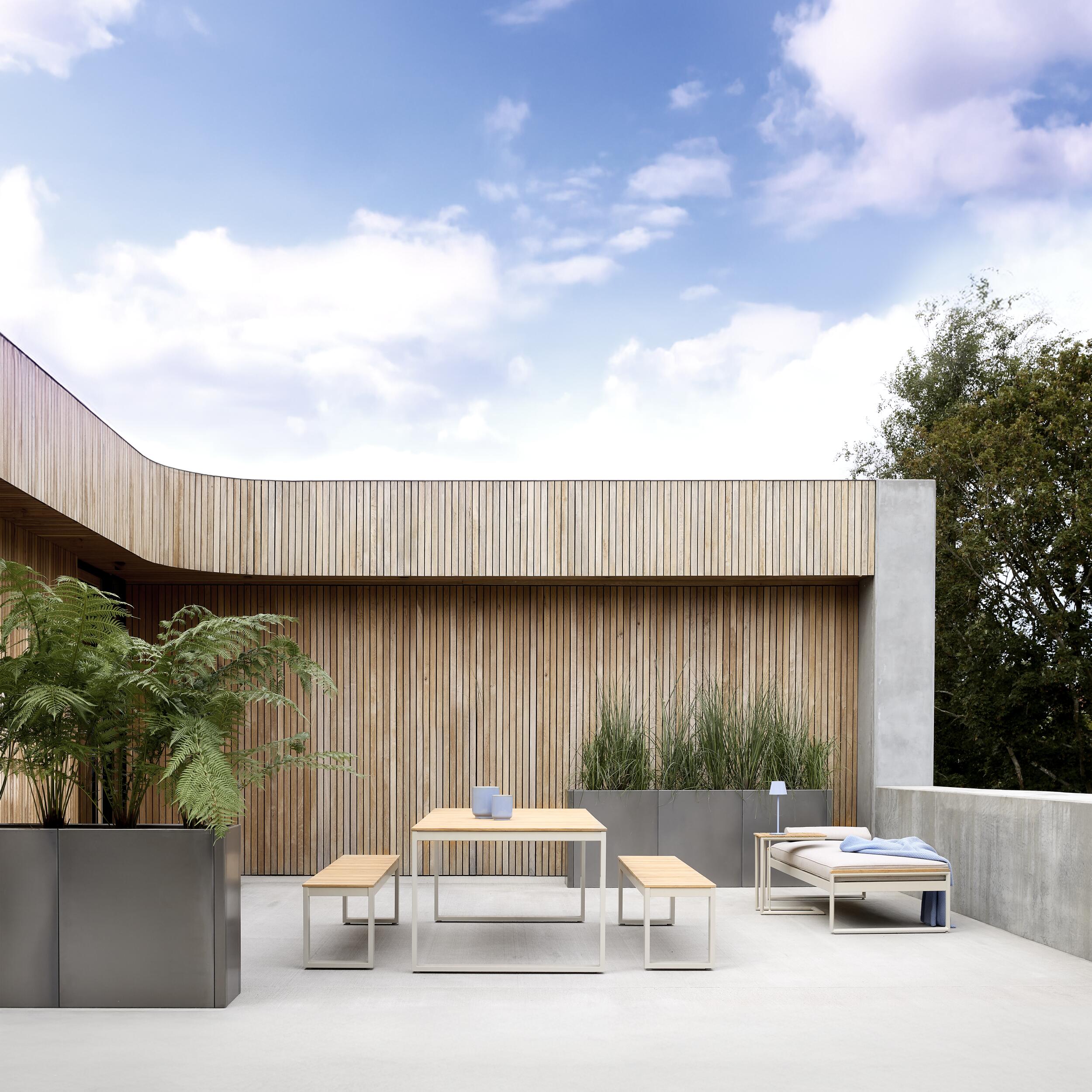 Corfu Lounge sidobord 