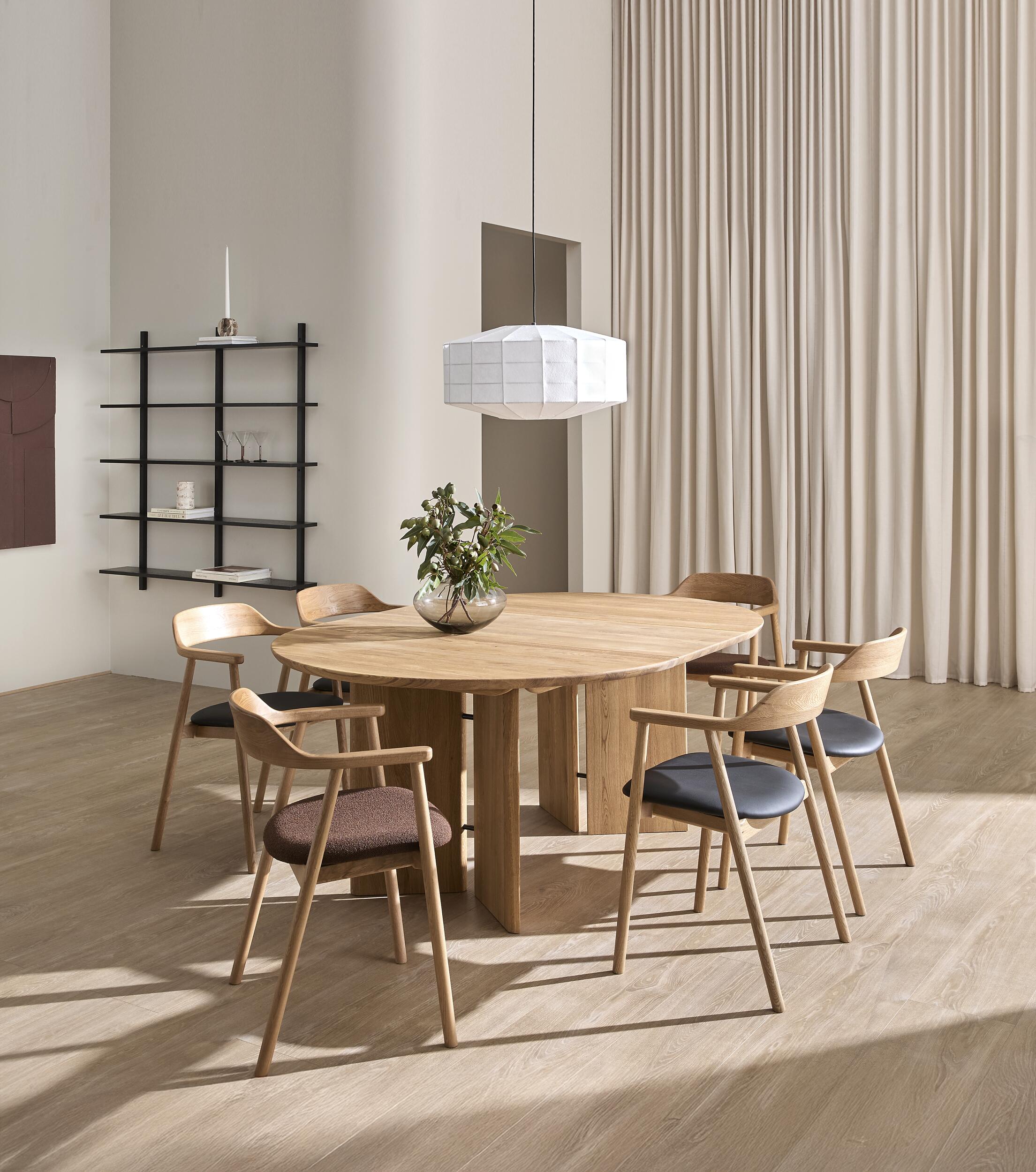 Sakura Round Matbord 130 x 75 cm 