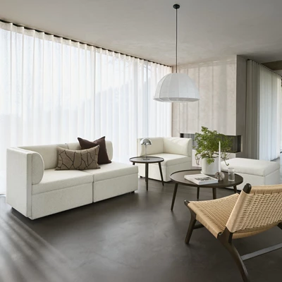 Harriet 3 sits Soffa