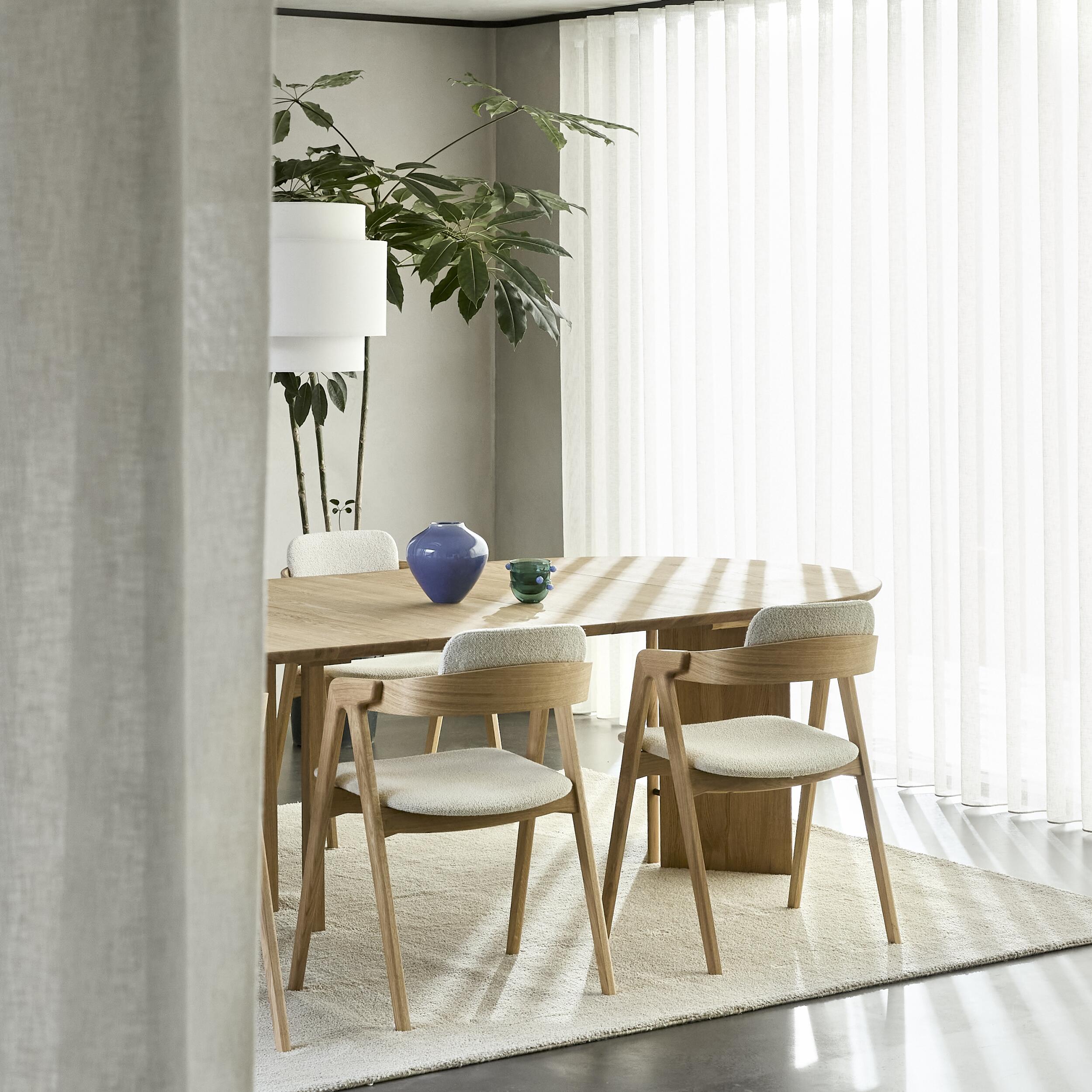 Sakura Round Matbord 140 x 75 cm 