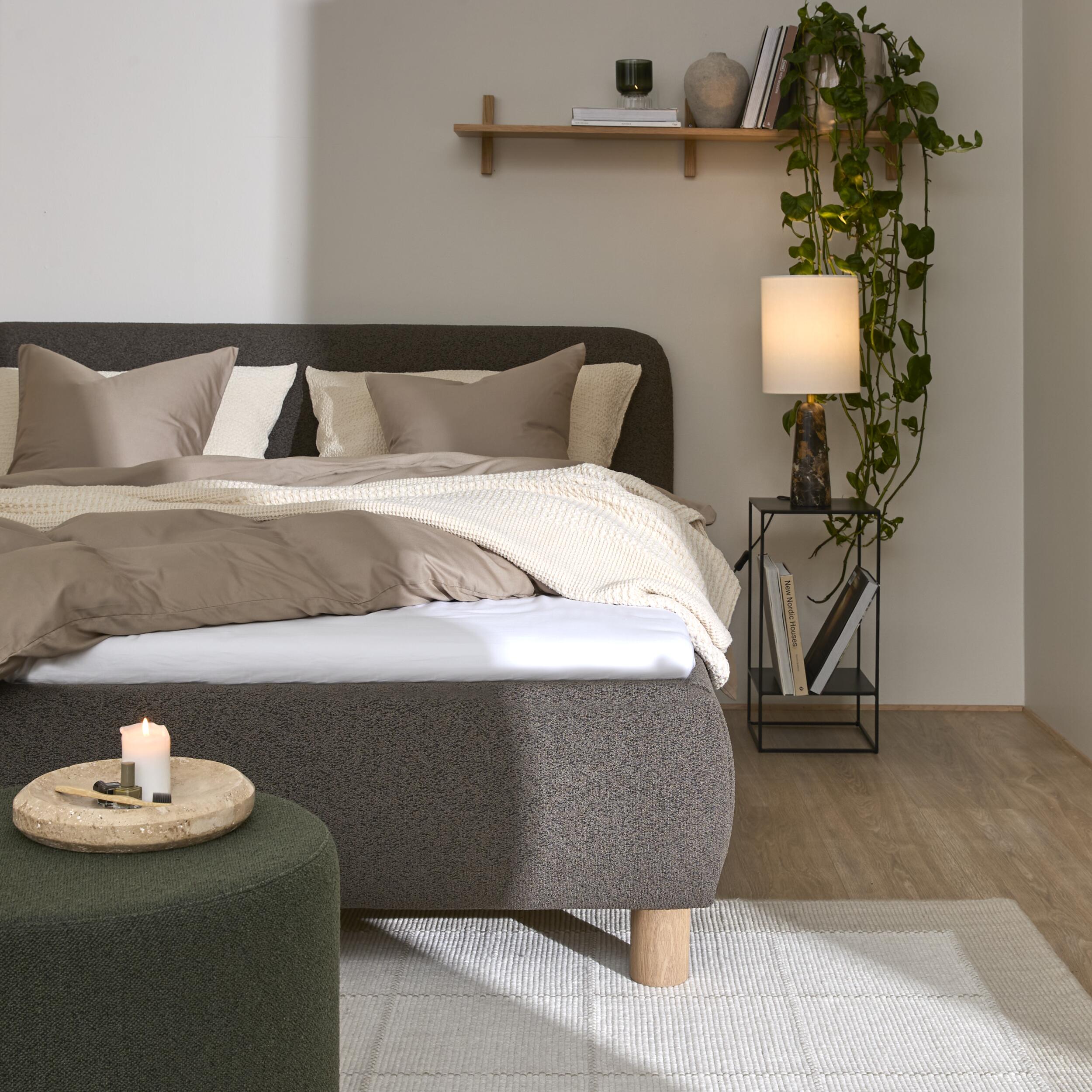 Balgur Inklusive Balgur-madrass, Plain huvudgavel och sängben