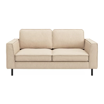 Scott 2 sits Soffa