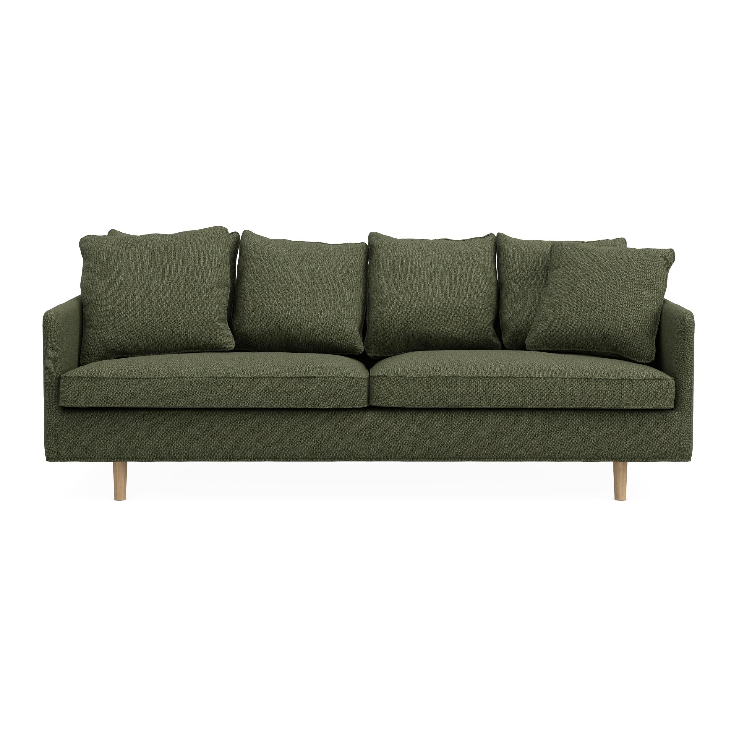 Julia Lux 3 sits Soffa 
