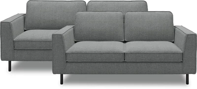 Scott 3 sits Soffa