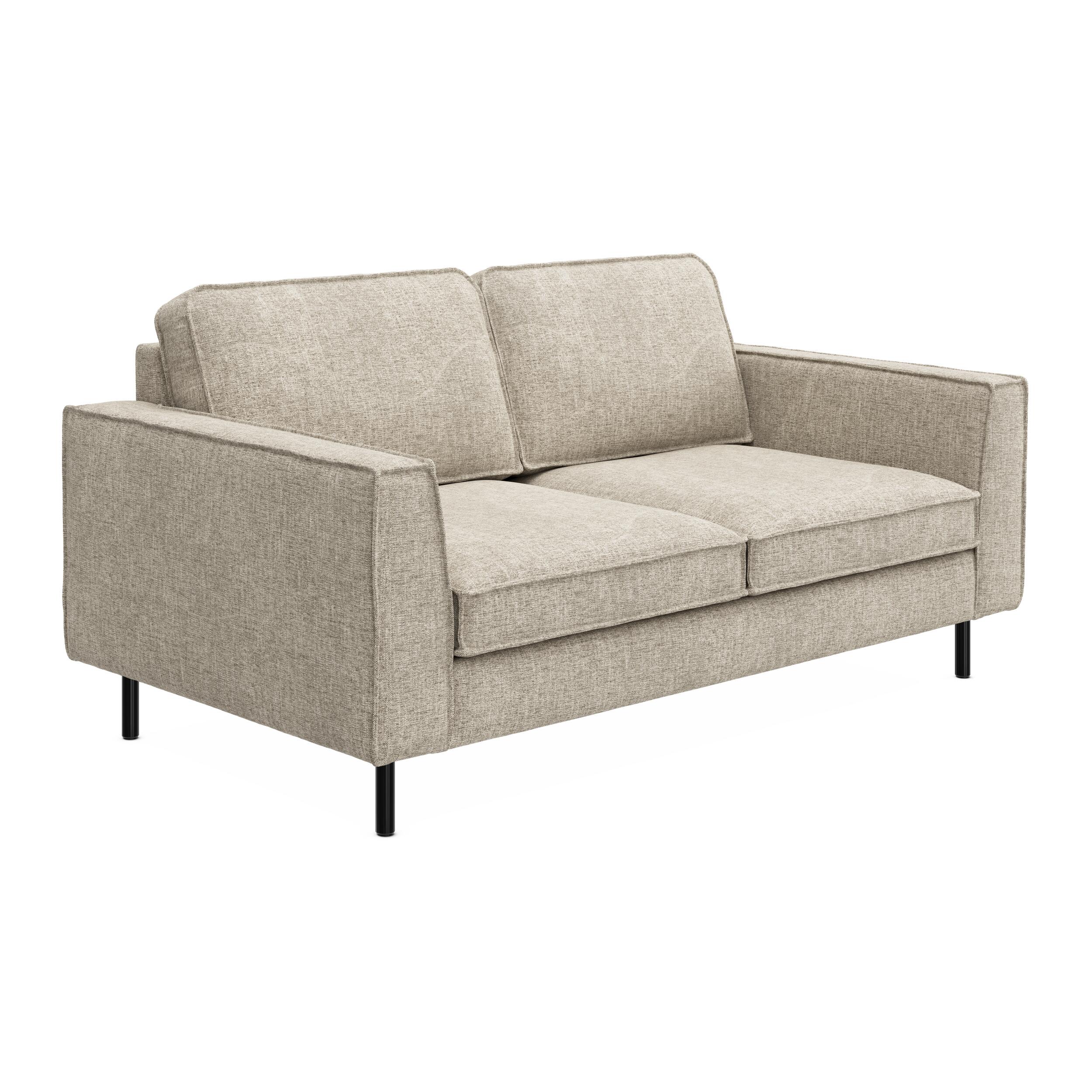 Scott 2 sits Soffa 