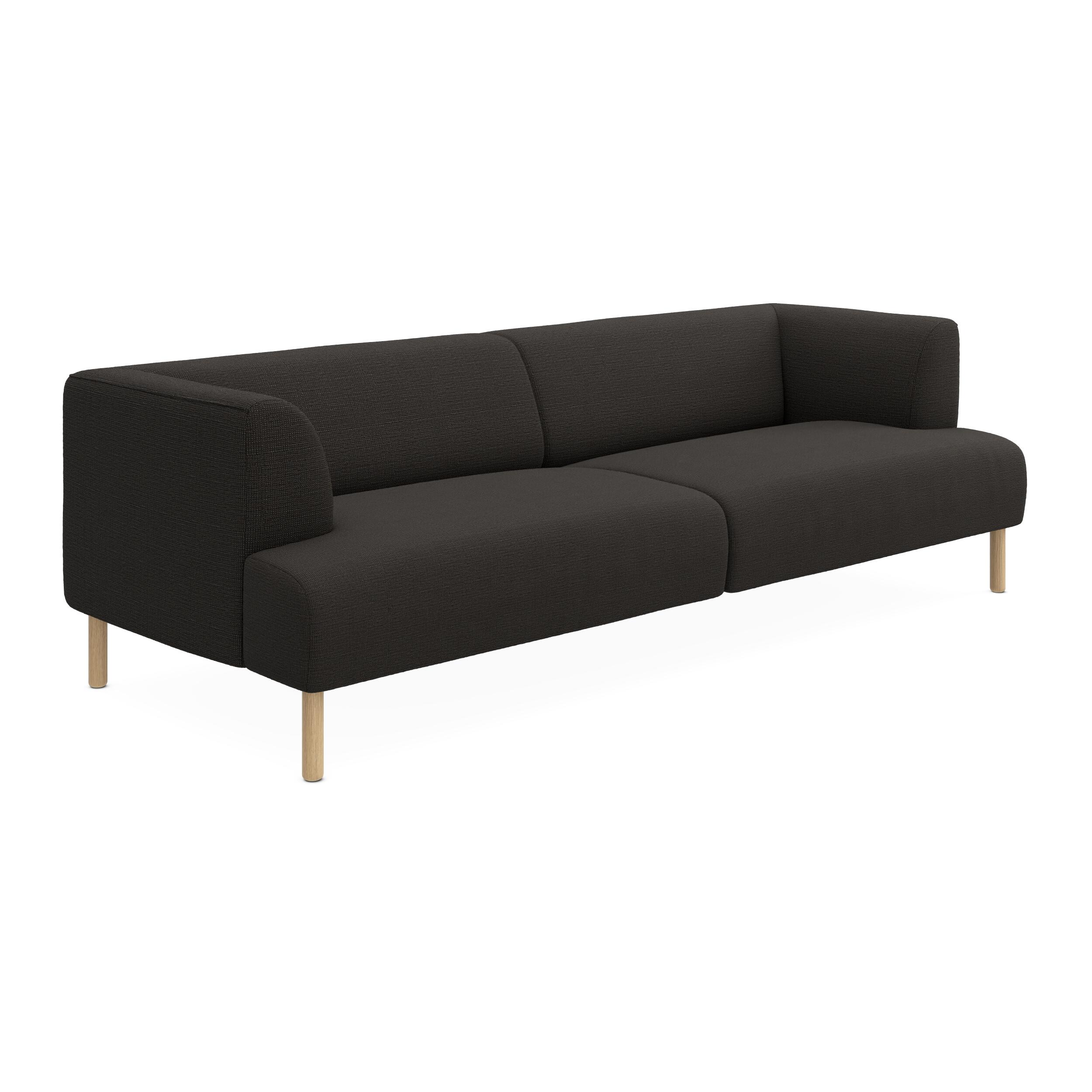 Teron 3 sits Soffa 