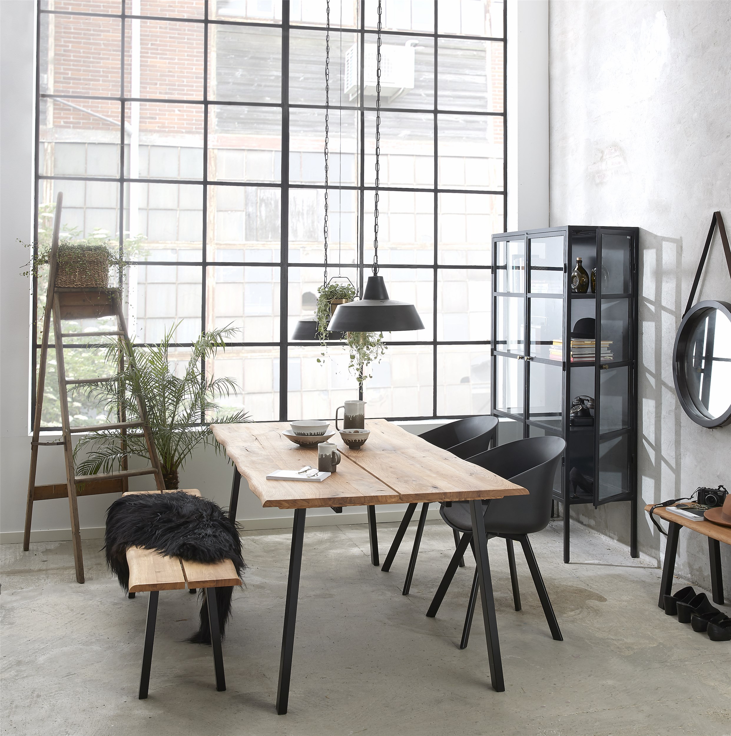 True 160 x 95 x 75 cm Matbord 160 x 95 x 75 cm 